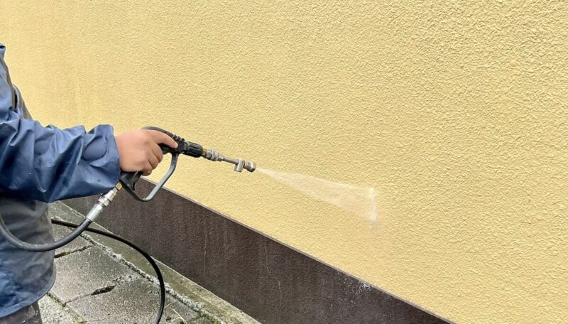 外壁の高圧洗浄