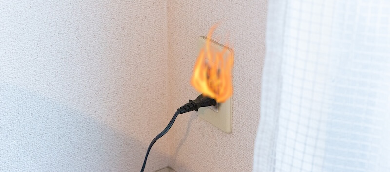 コンセント火事